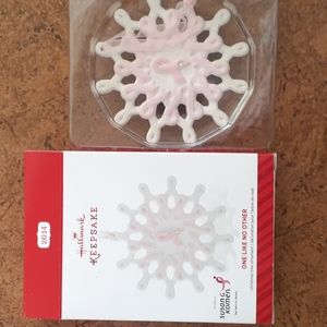 2014 Hallmark Susan G Komen for the Cure ornament.
